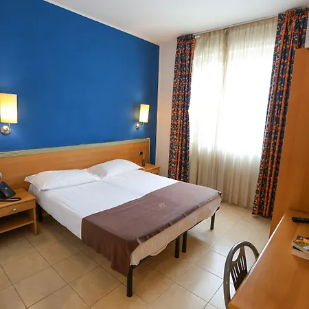 Palace Due Ponti فندق سيينا